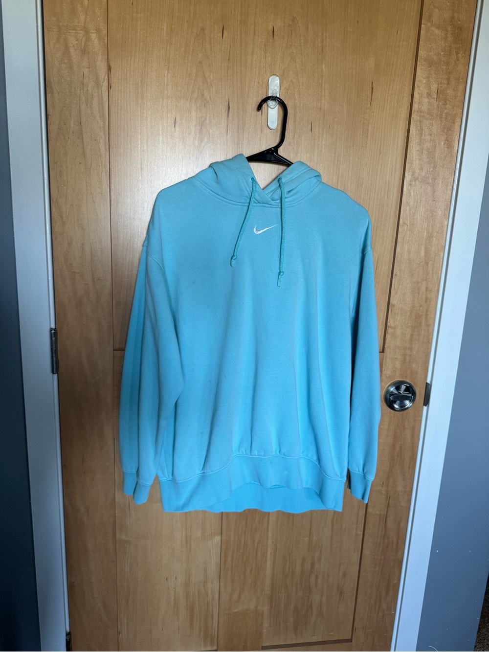 Nike Men's Light Blue Pullover Hoodie